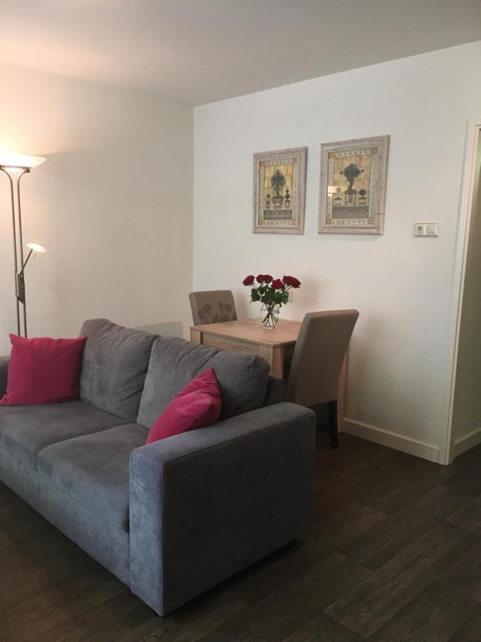 Geschakelde Bungalow Op De Veluwe "De Eekhoorn" Otterlo Eksteriør billede